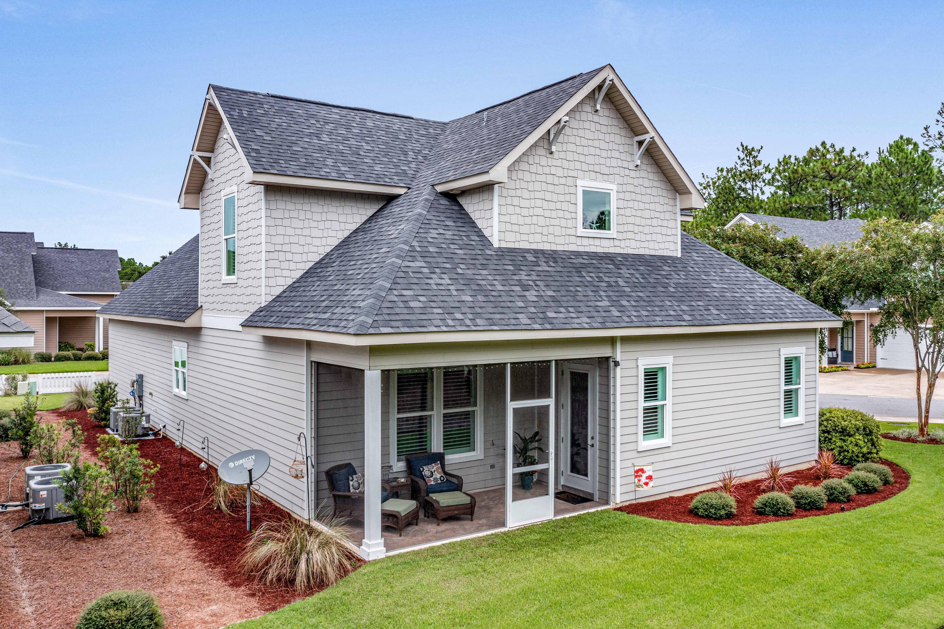 PARADISE COVE - Residential