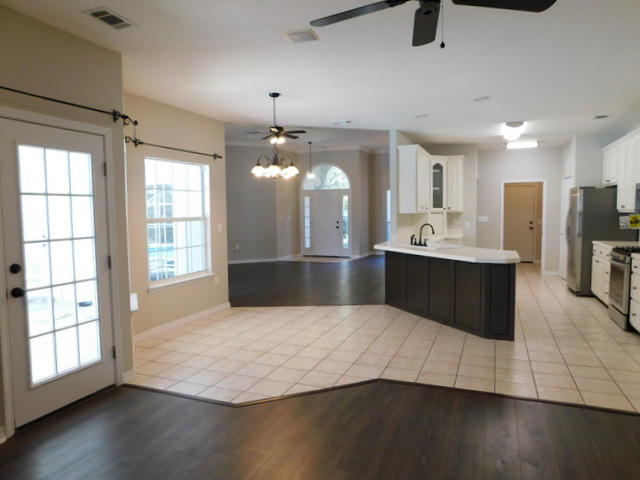 SHOAL LANDING EAST - Residential