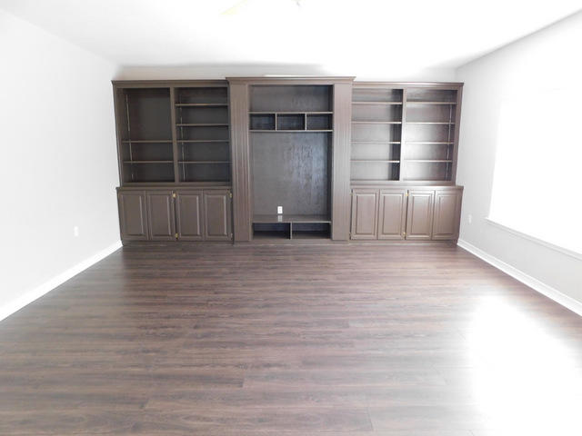 SHOAL LANDING EAST - Residential