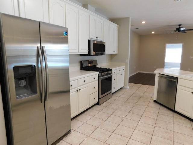 SHOAL LANDING EAST - Residential