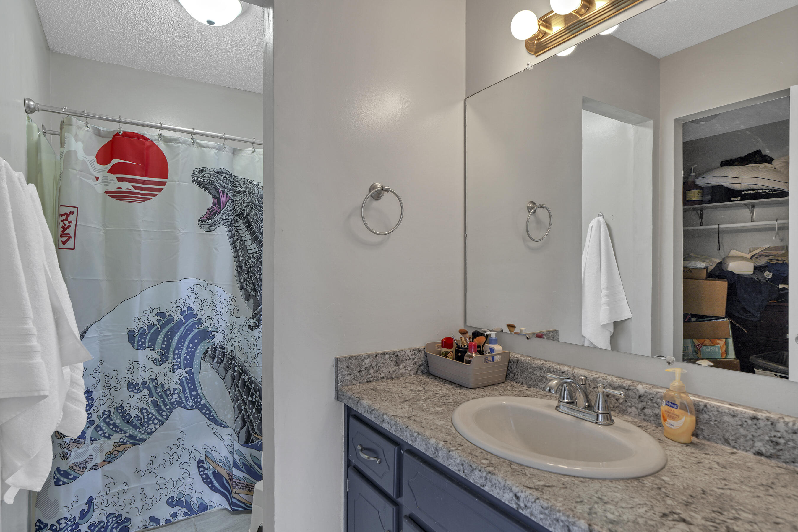 NORTHVIEW ESTATES 3RD ADDN - Residential