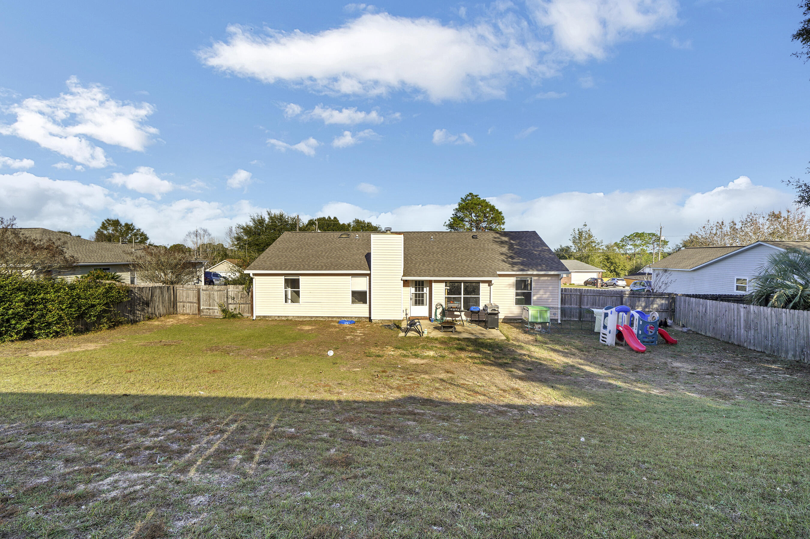 NORTHVIEW ESTATES 3RD ADDN - Residential