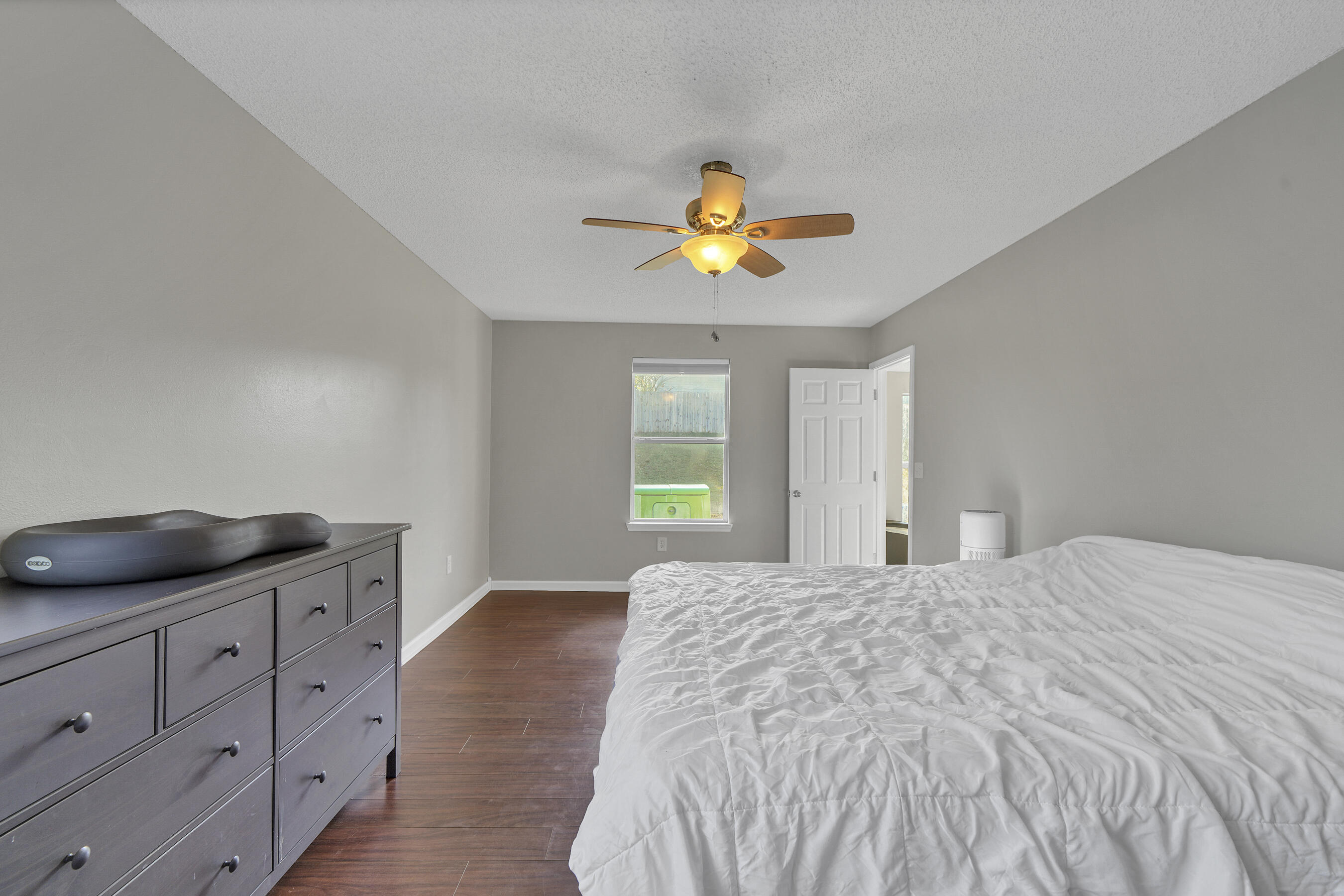 NORTHVIEW ESTATES 3RD ADDN - Residential