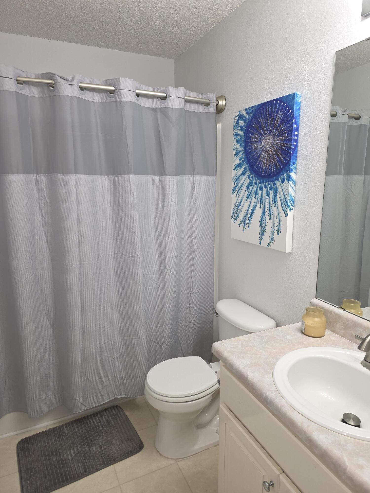 HAWK'S NEST - Residential