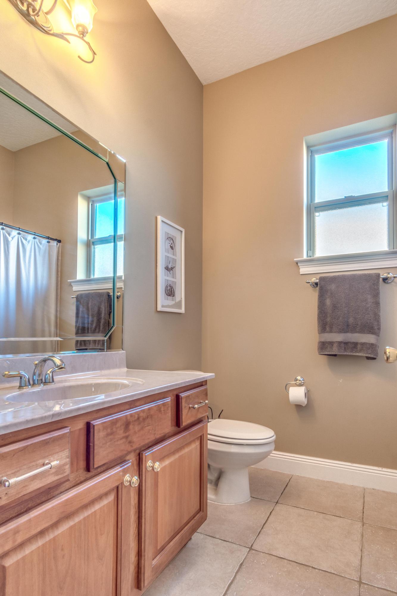 CHARDONNAY ESTATES - Residential