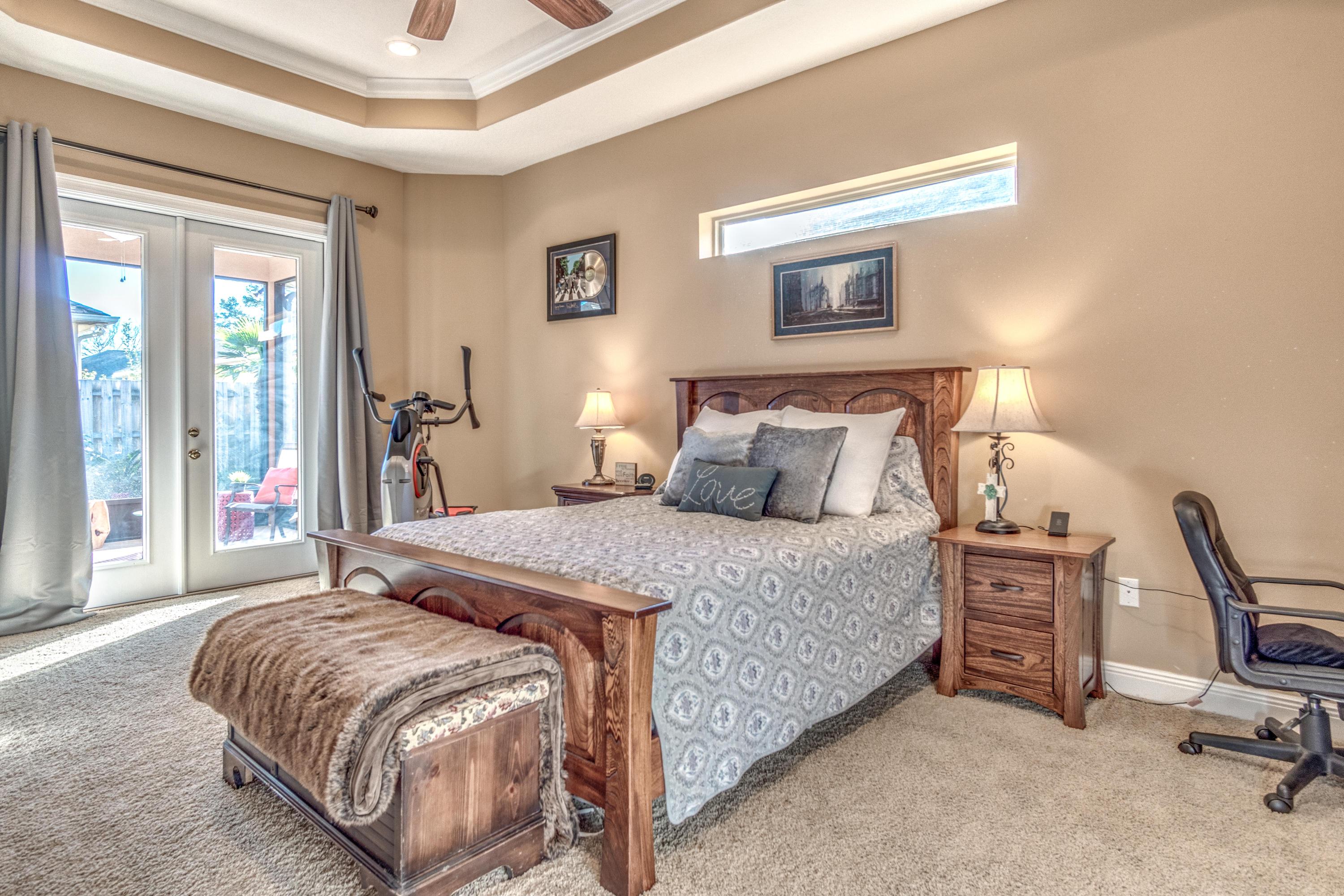 CHARDONNAY ESTATES - Residential