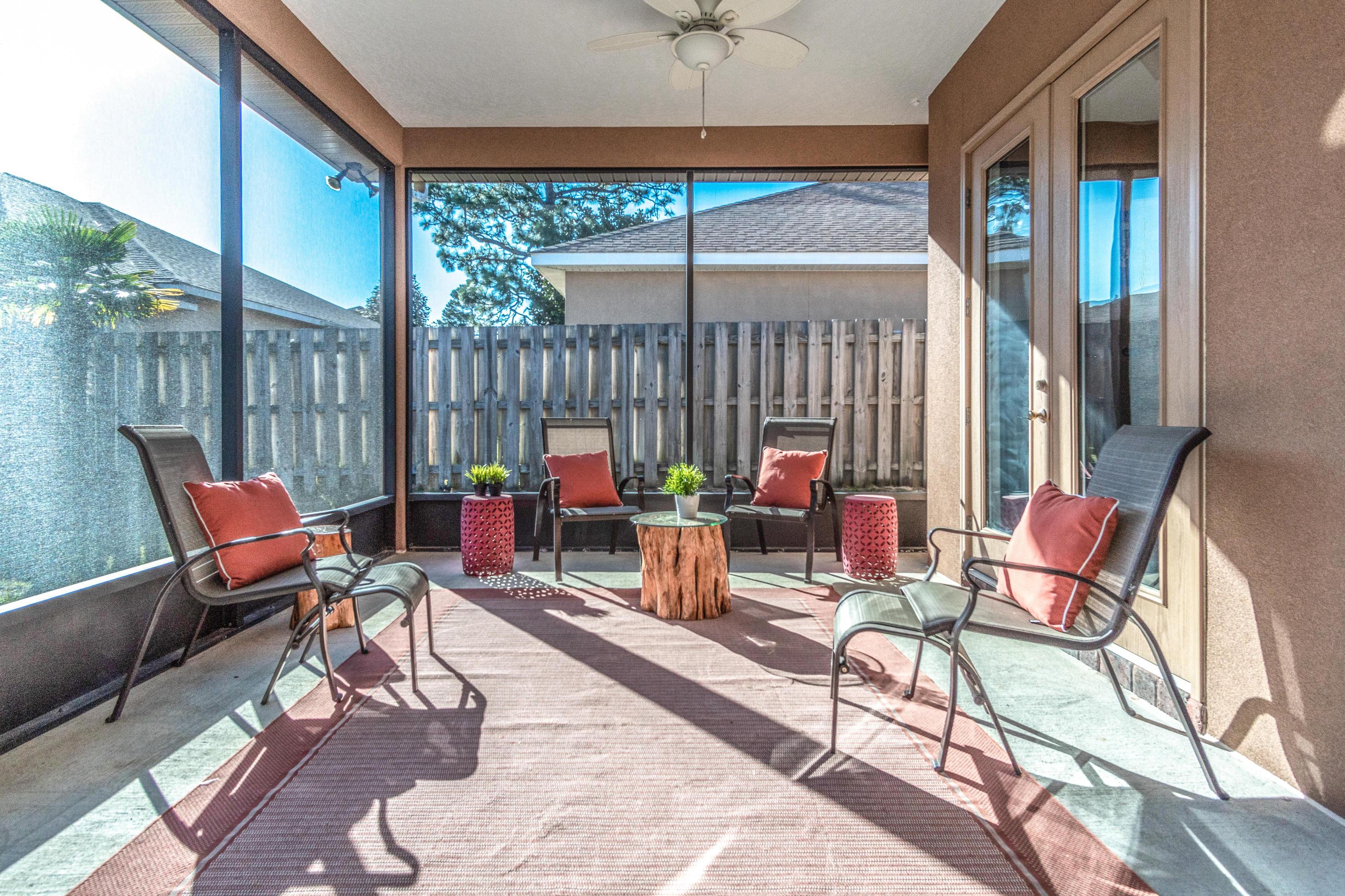 CHARDONNAY ESTATES - Residential