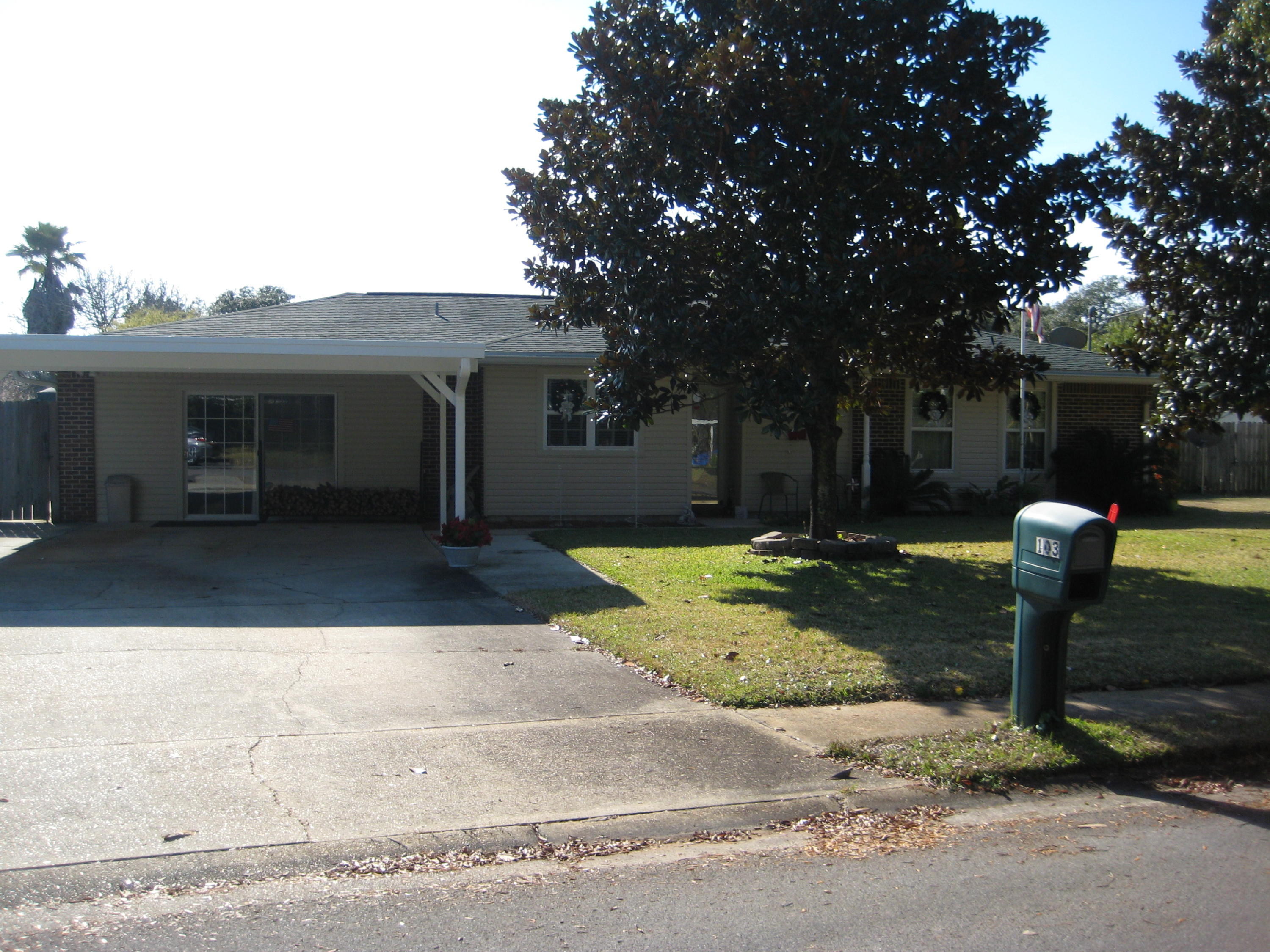 OAKRIDGE MANOR - Residential