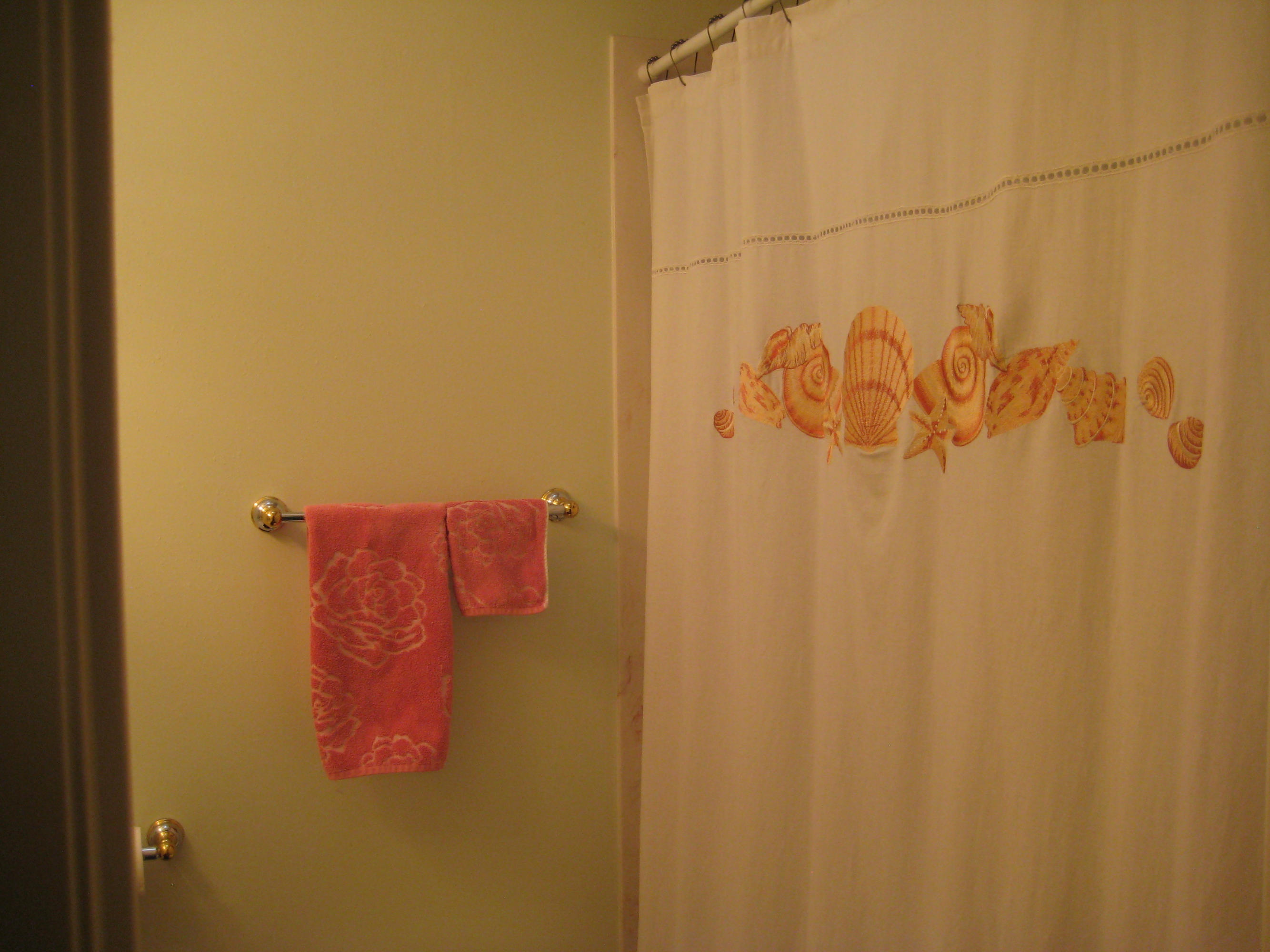 OAKRIDGE MANOR - Residential