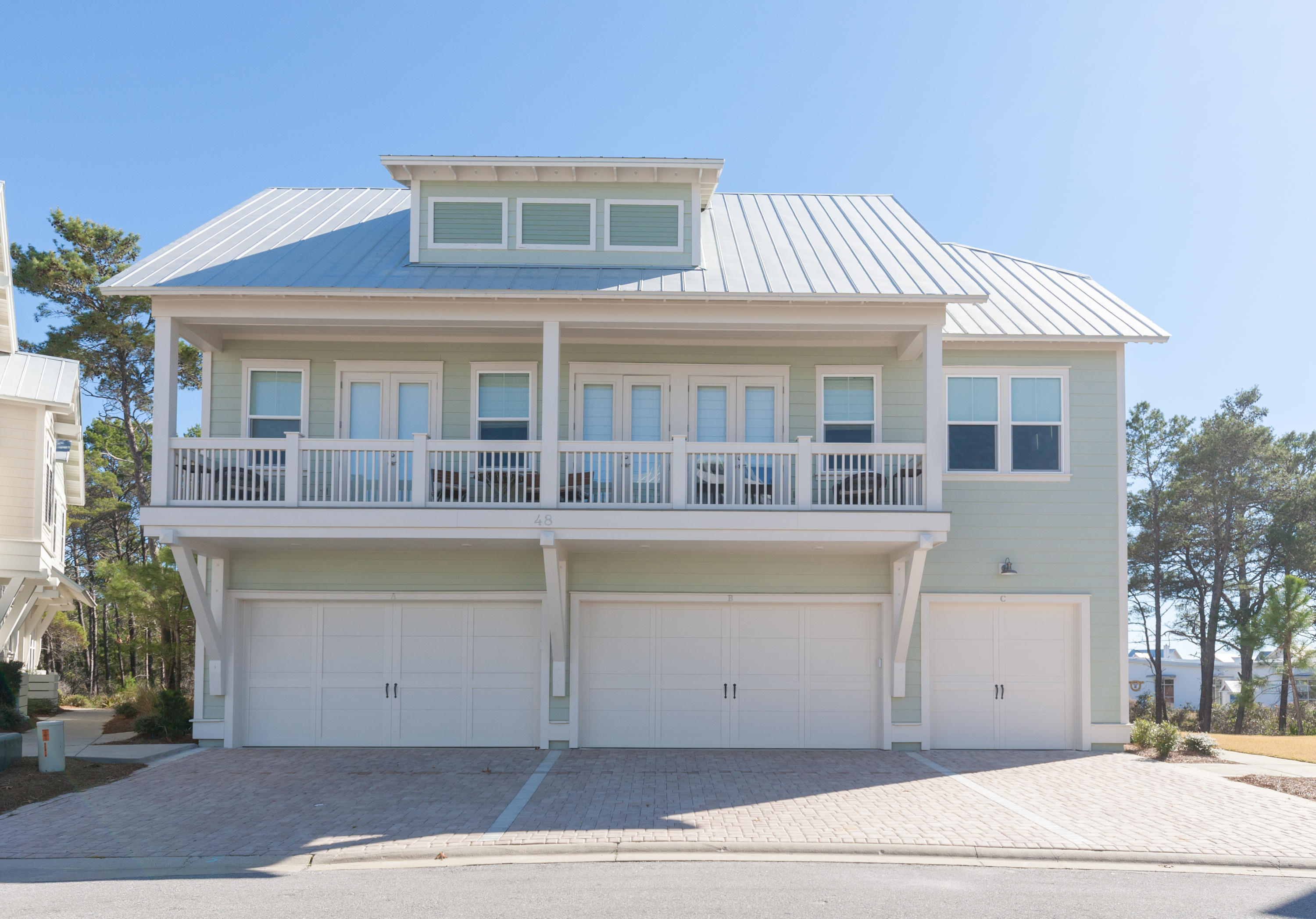 PROMINENCE - Residential