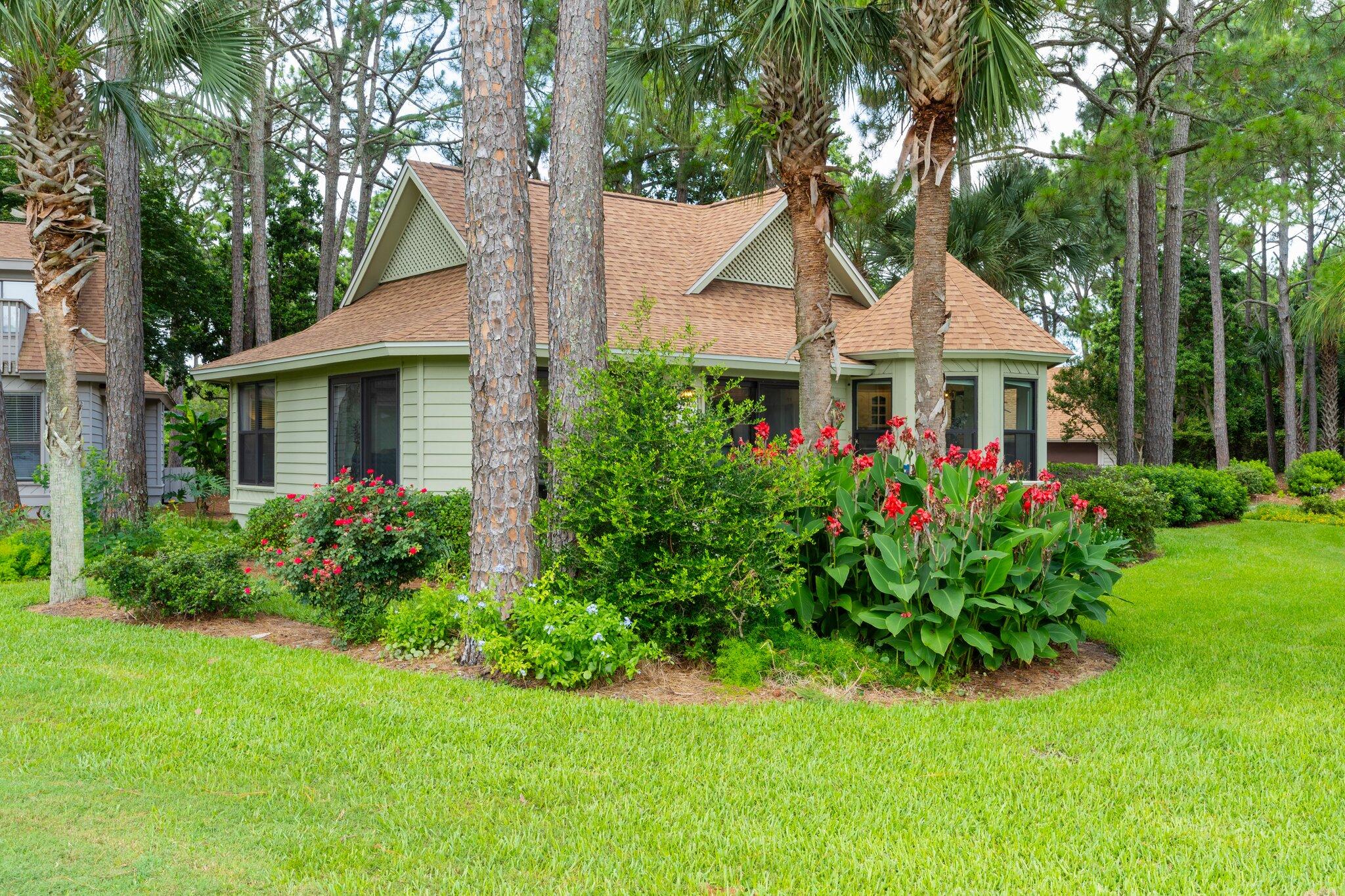 FAIRWAYS THE - Residential