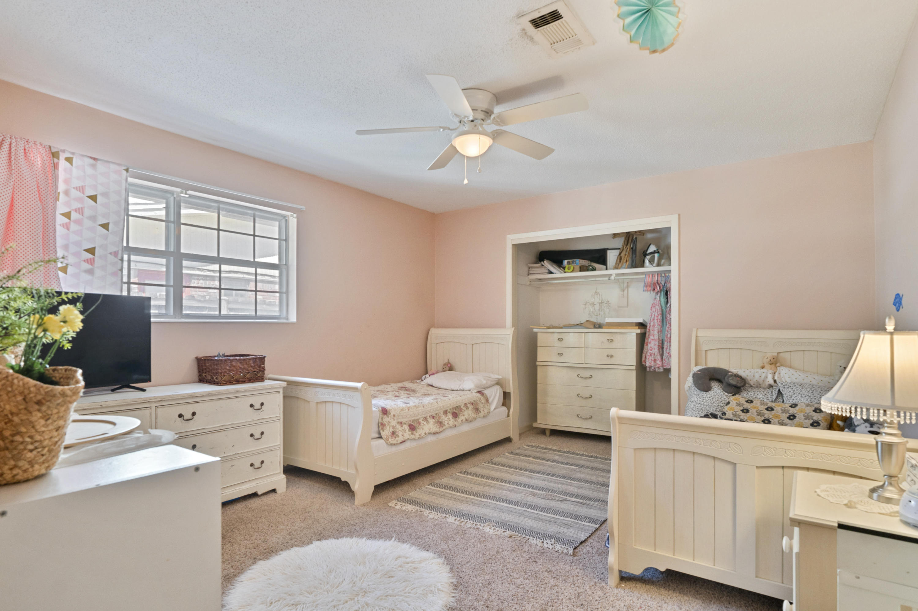 FOREST MANOR 1ST ADDN - Residential