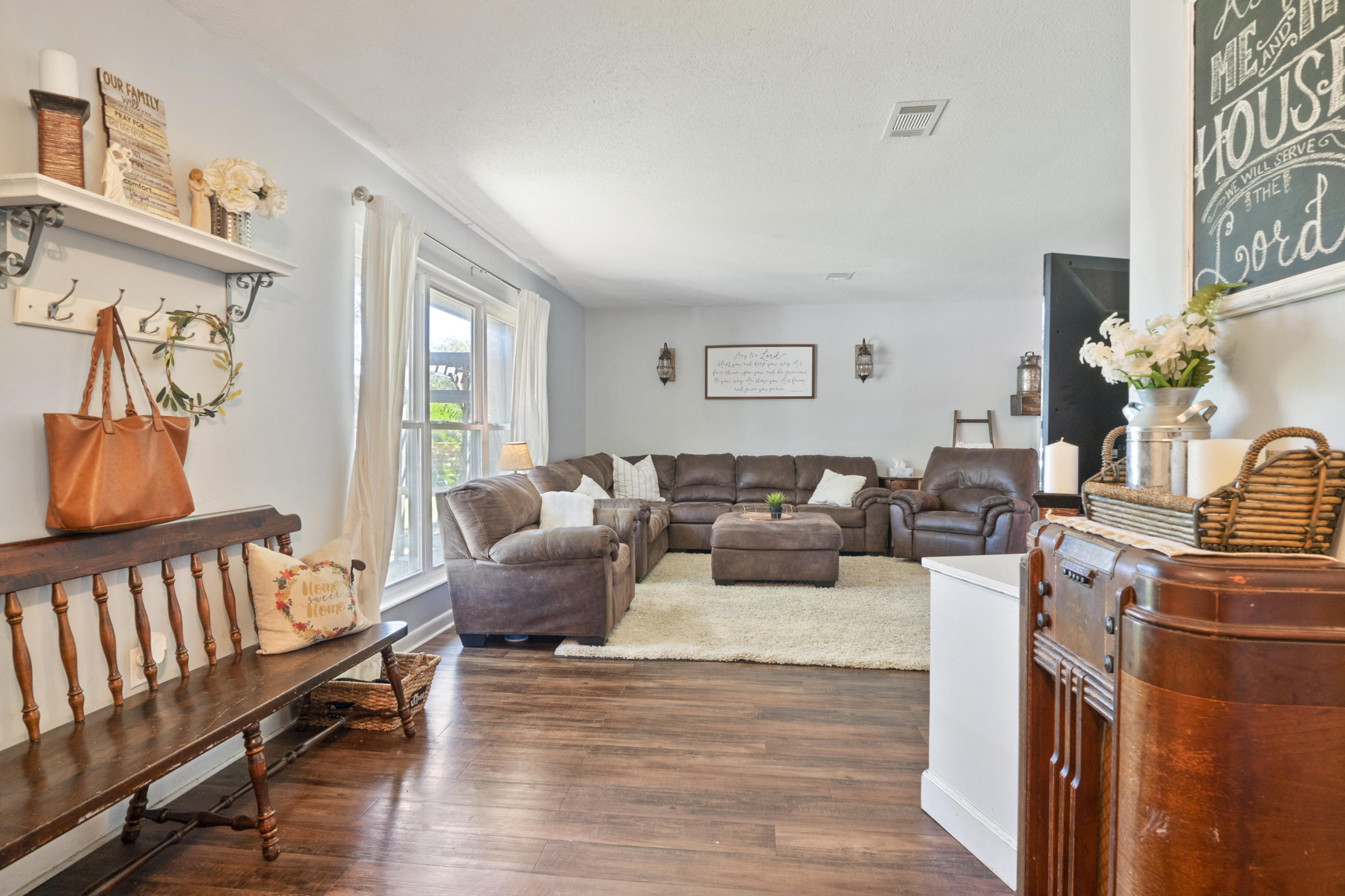 FOREST MANOR 1ST ADDN - Residential