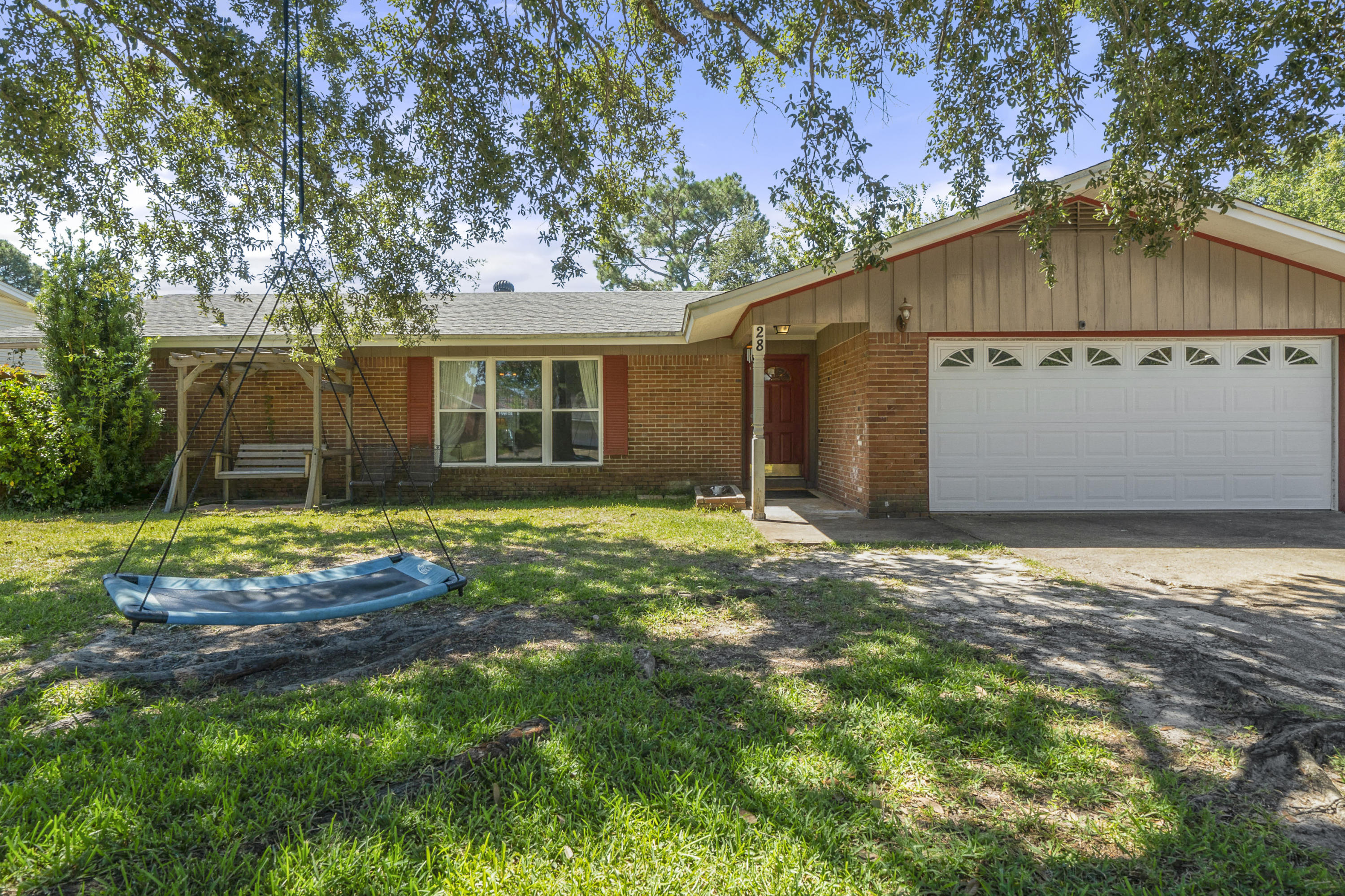 FOREST MANOR 1ST ADDN - Residential