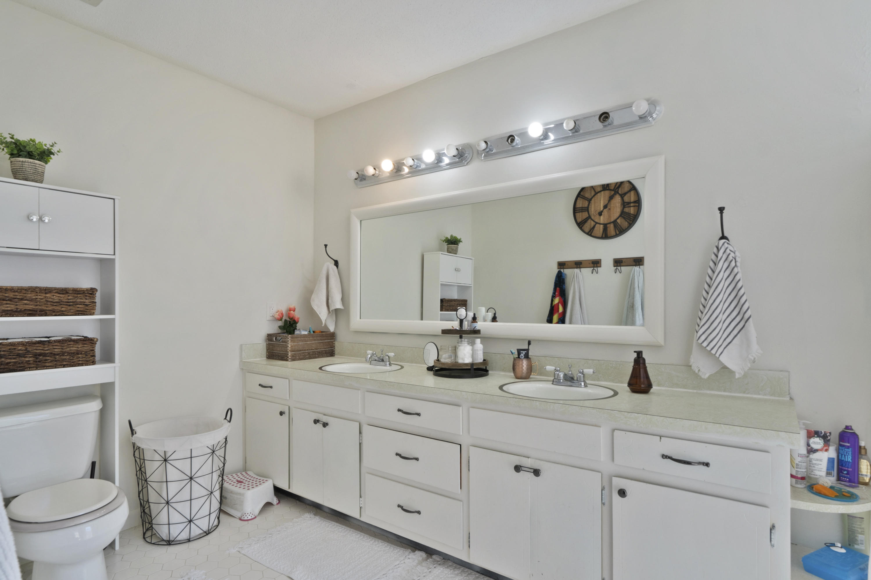 FOREST MANOR 1ST ADDN - Residential