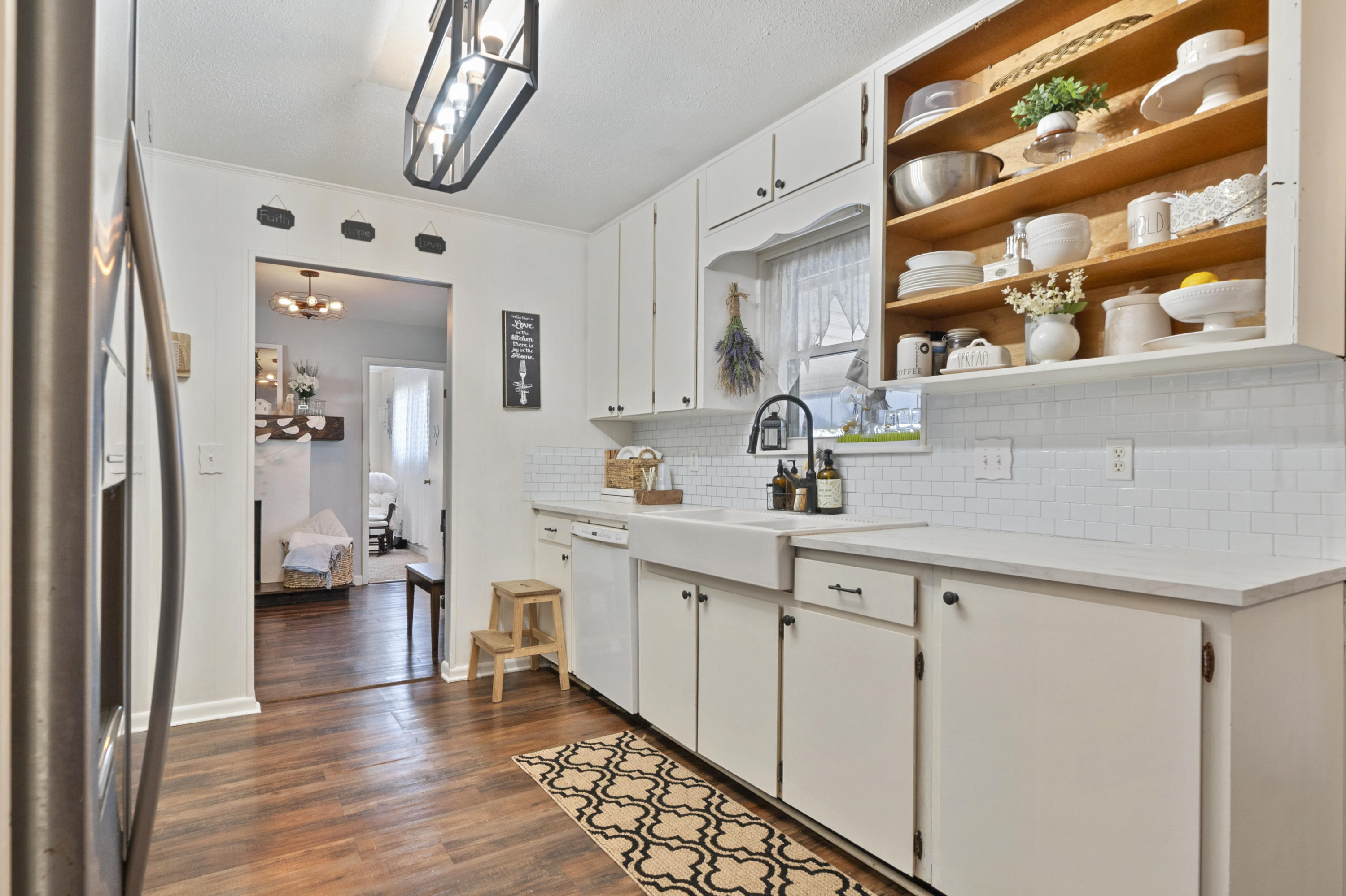 FOREST MANOR 1ST ADDN - Residential