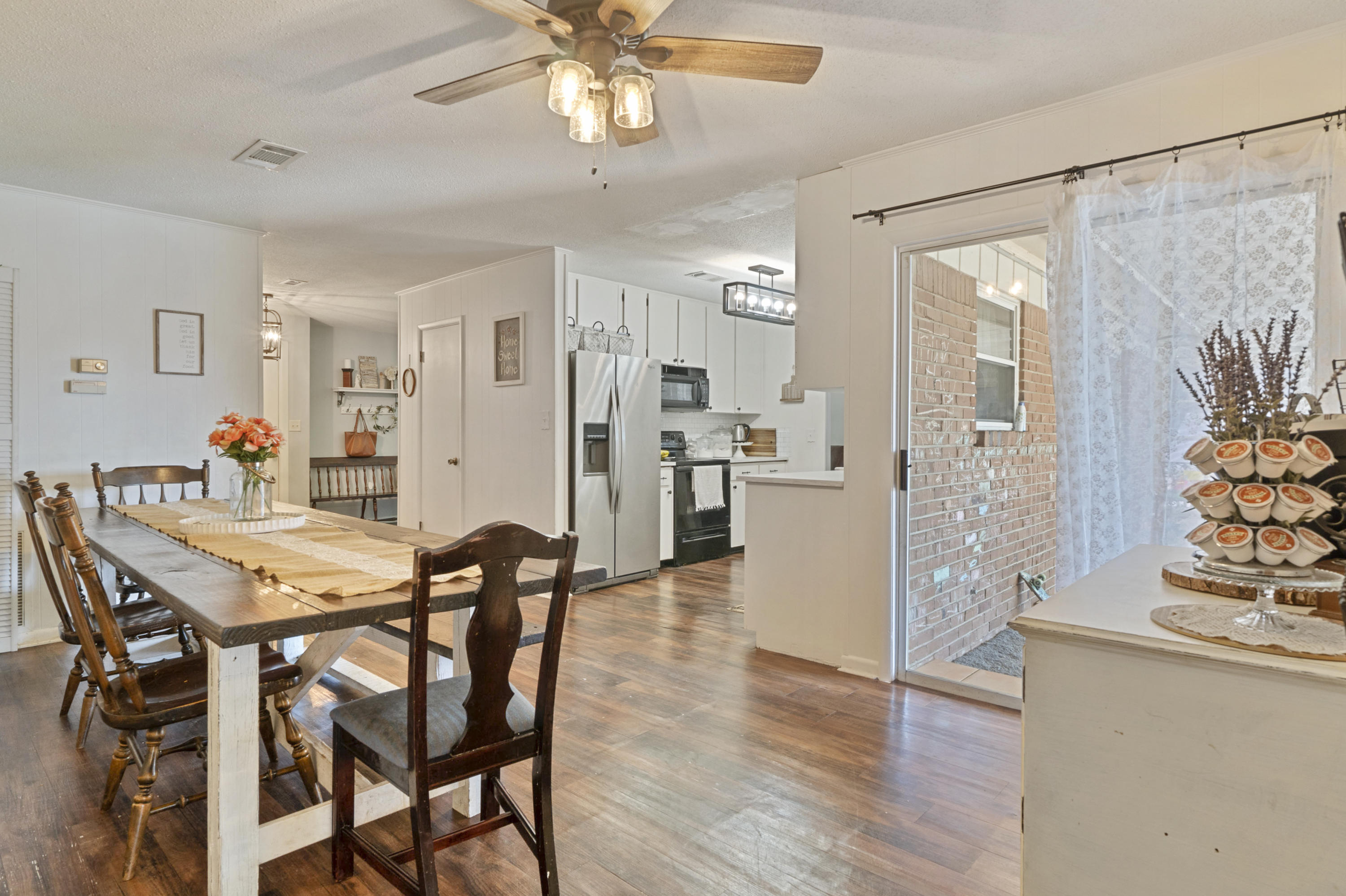 FOREST MANOR 1ST ADDN - Residential