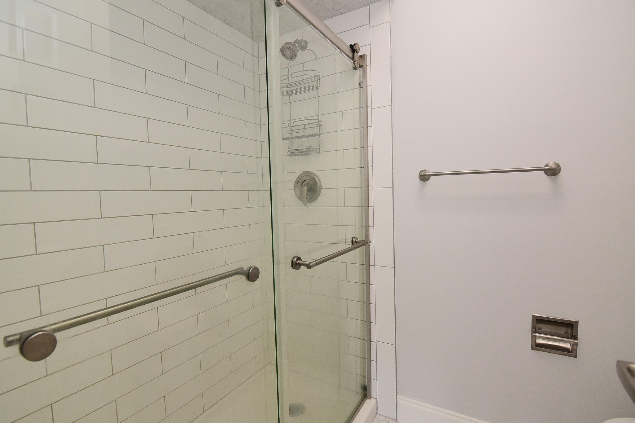 LAKESIDE CONDO AT BLUEWATER BAY - Residential