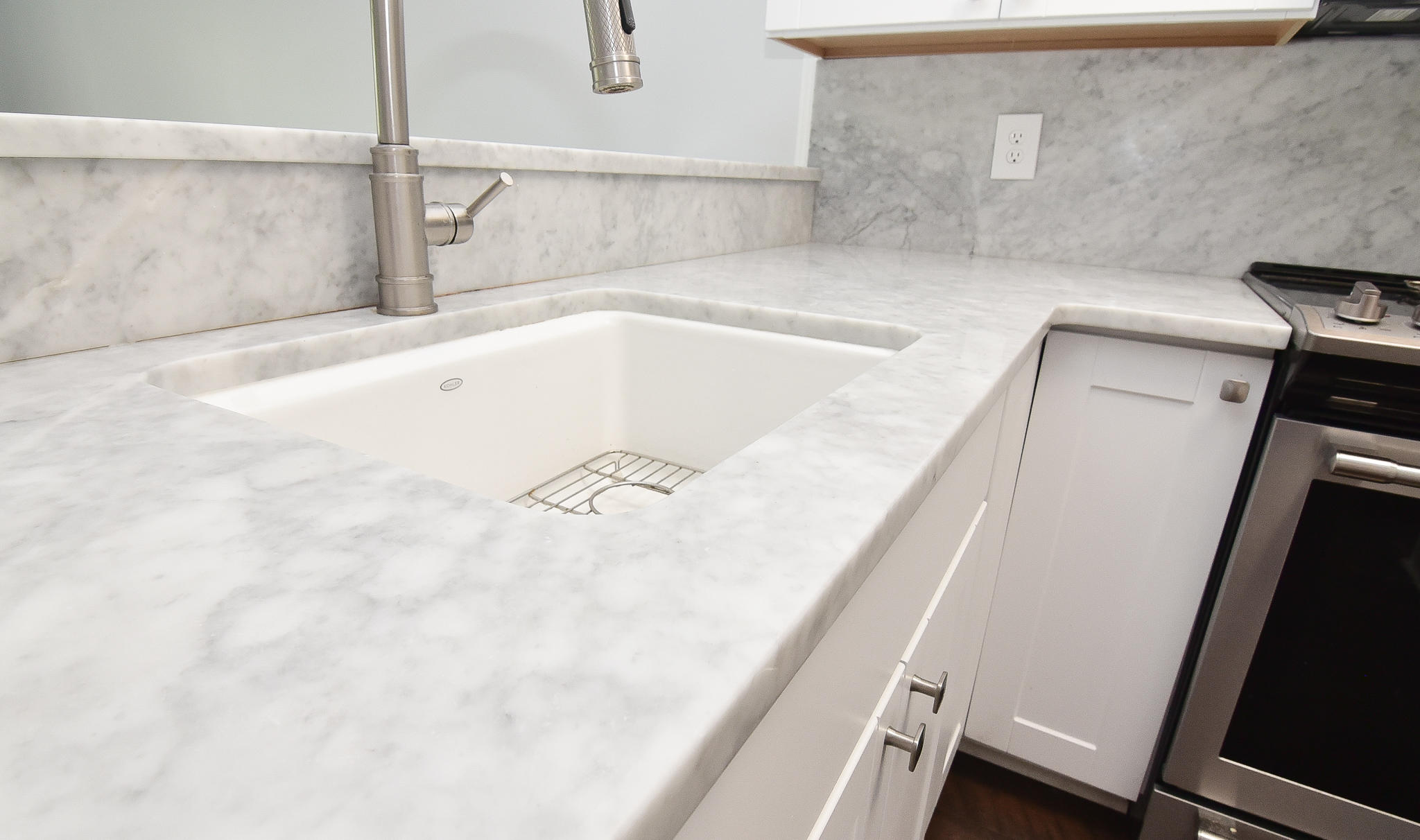 LAKESIDE CONDO AT BLUEWATER BAY - Residential