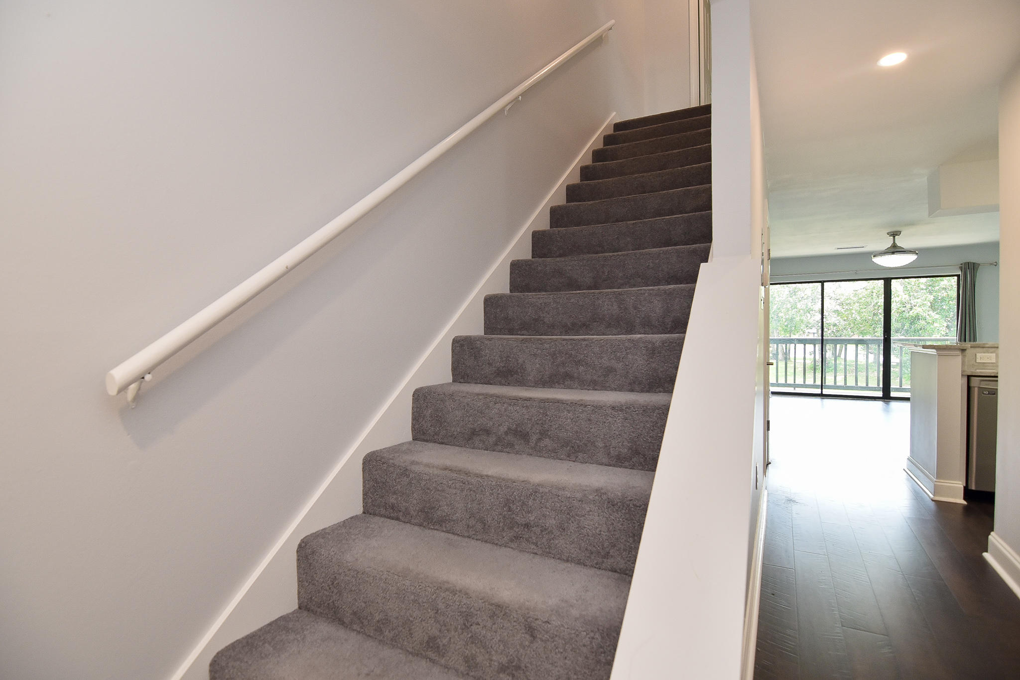 LAKESIDE CONDO AT BLUEWATER BAY - Residential