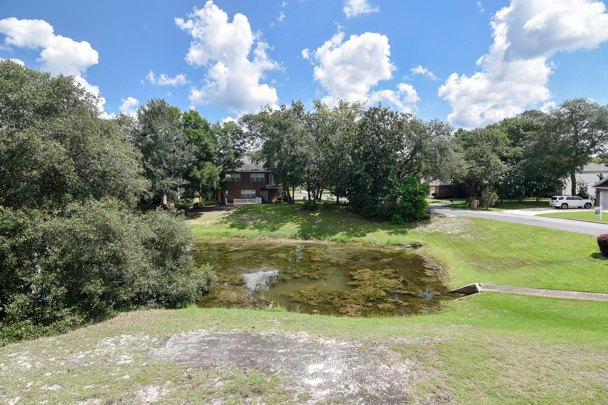 LAKESIDE CONDO AT BLUEWATER BAY - Residential