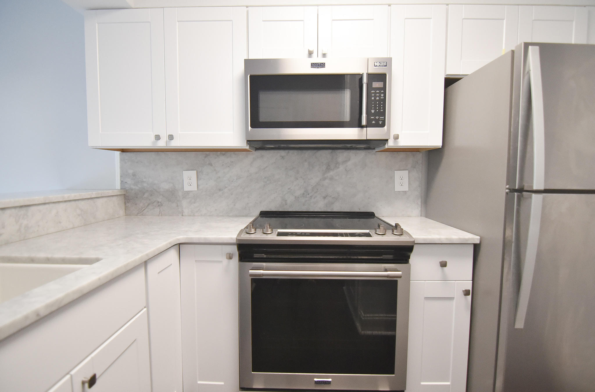 LAKESIDE CONDO AT BLUEWATER BAY - Residential