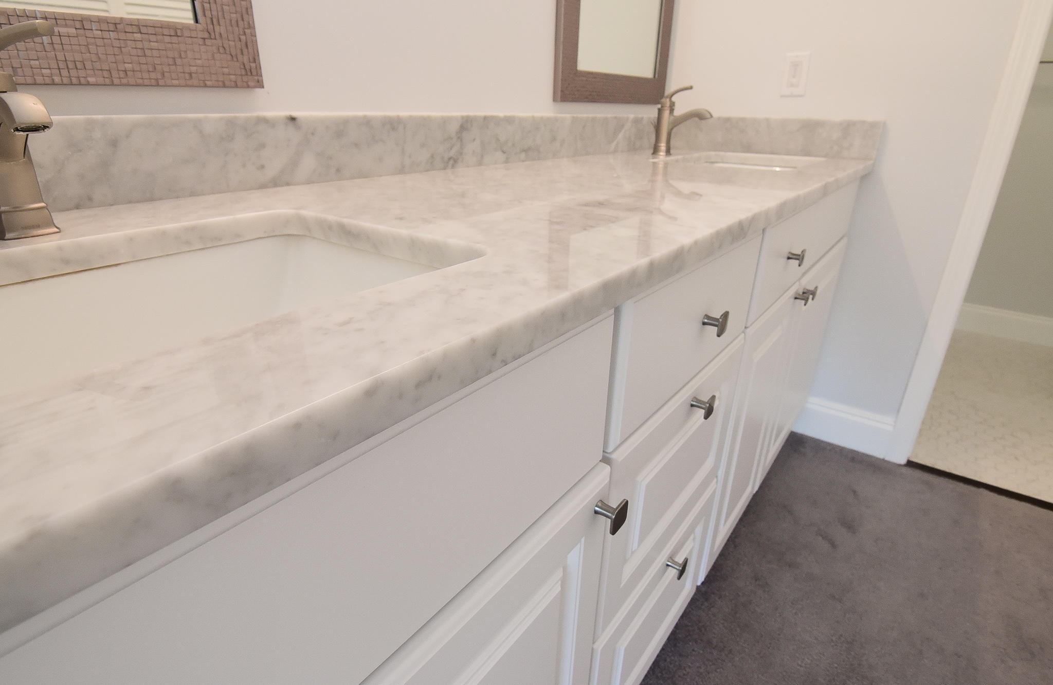 LAKESIDE CONDO AT BLUEWATER BAY - Residential