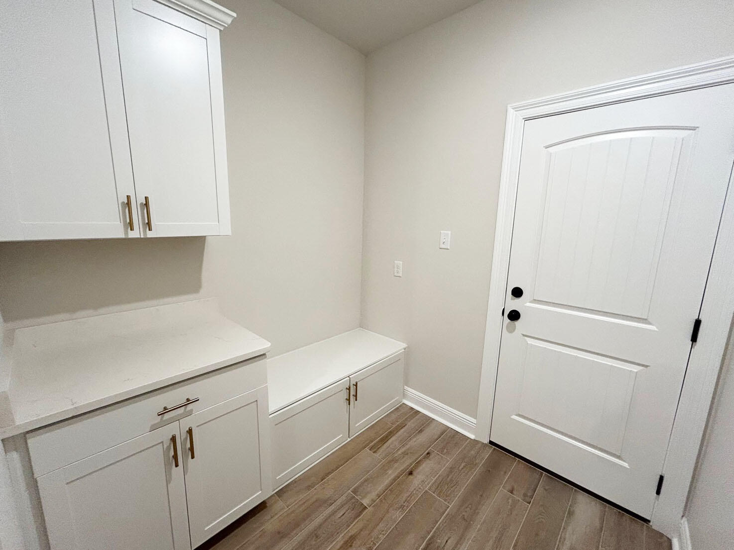 HAMMOCK BAY - BIRD SONG - Residential