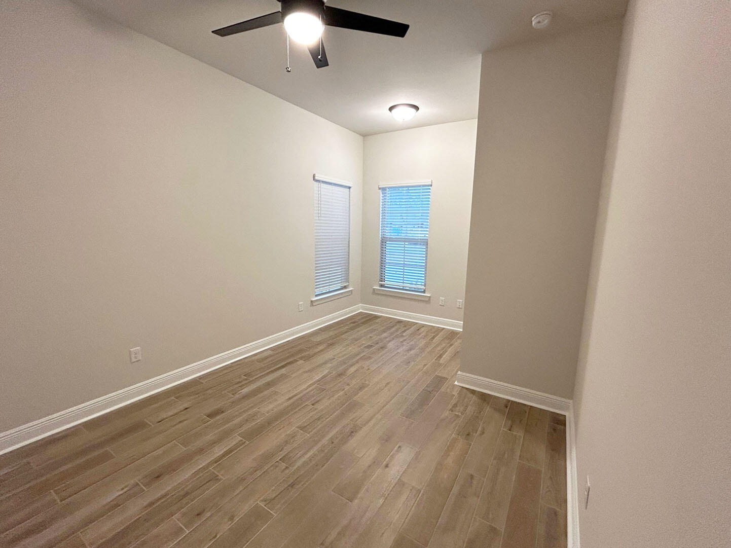 HAMMOCK BAY - BIRD SONG - Residential