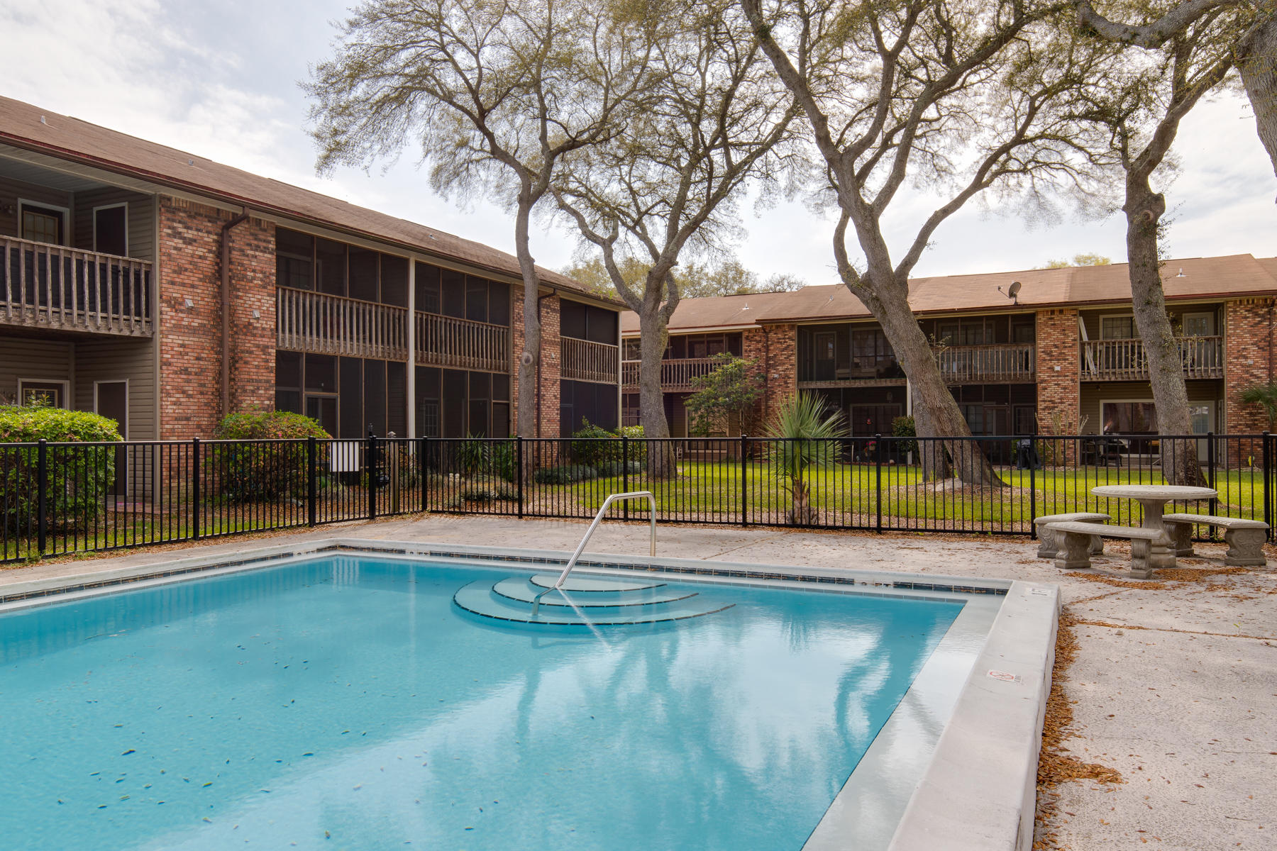 GARDEN VILLAS PH 1 - Residential