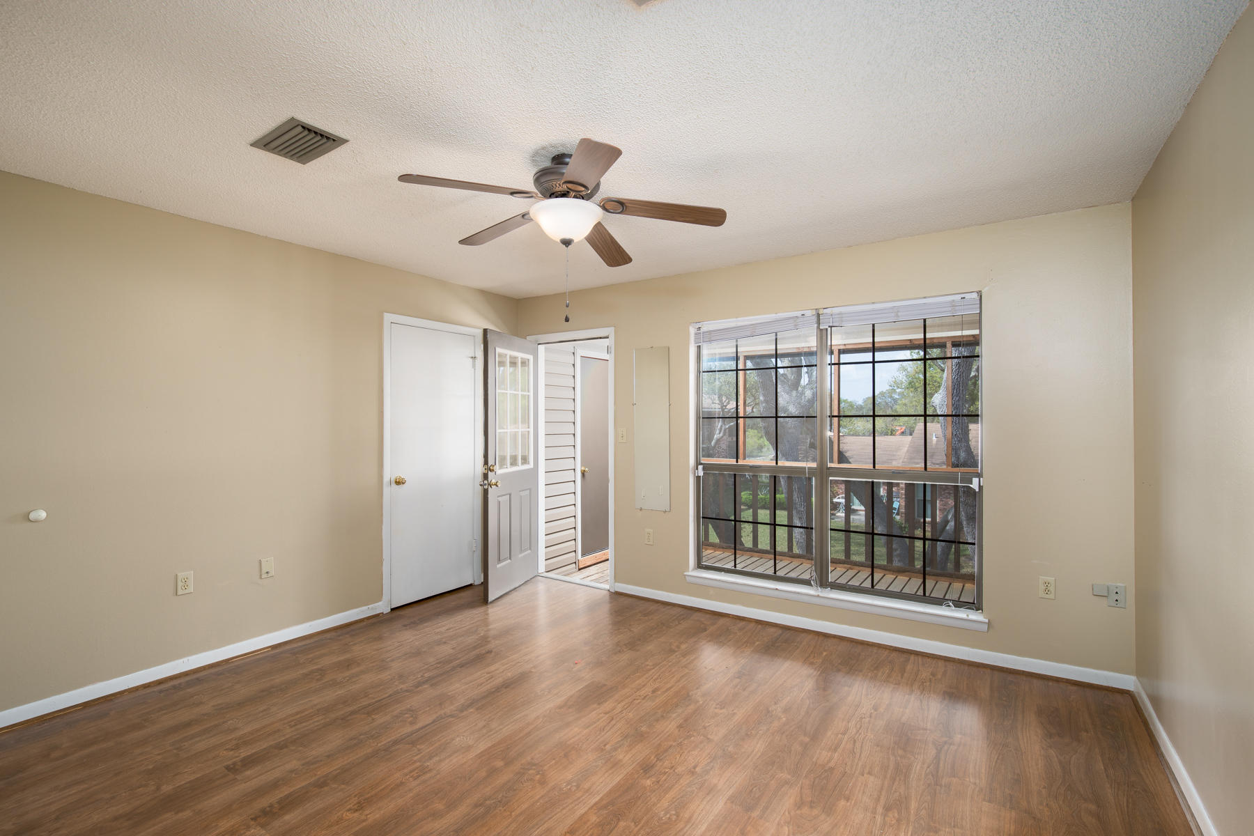 GARDEN VILLAS PH 1 - Residential