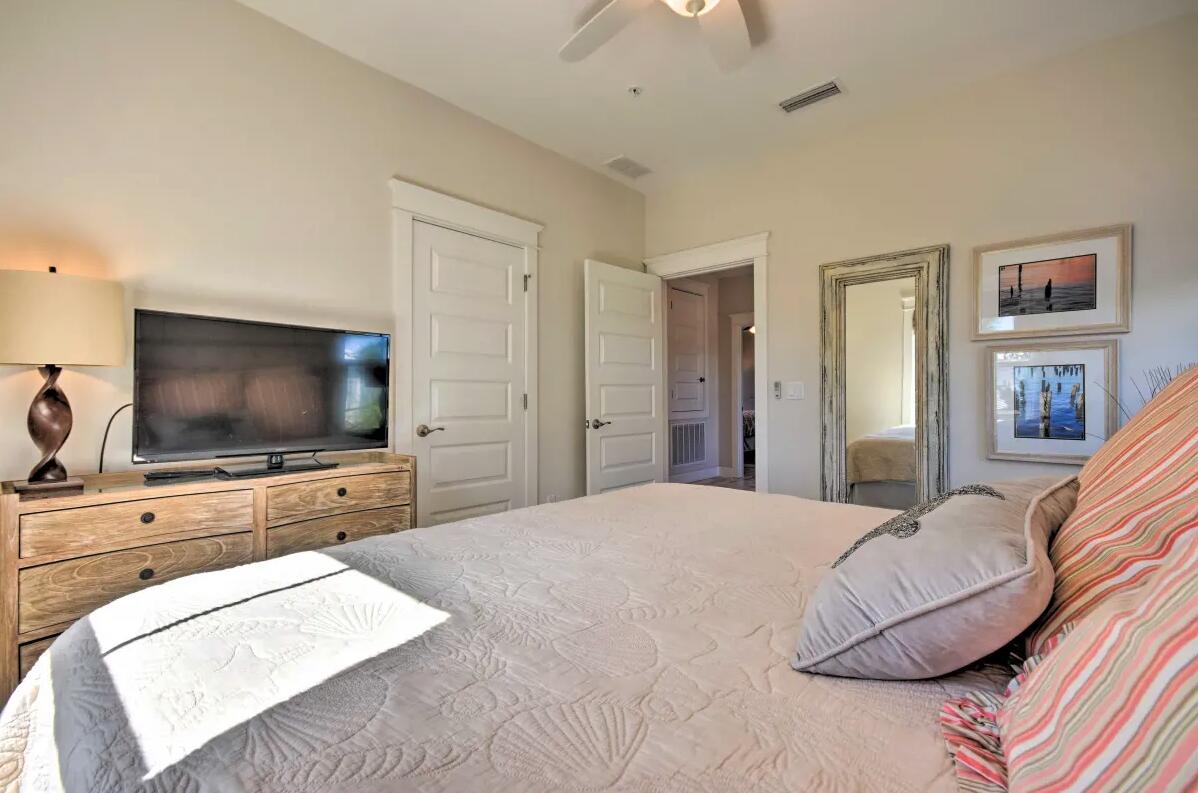 HIGHLAND PARKS - Residential
