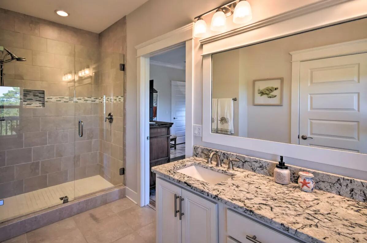 HIGHLAND PARKS - Residential