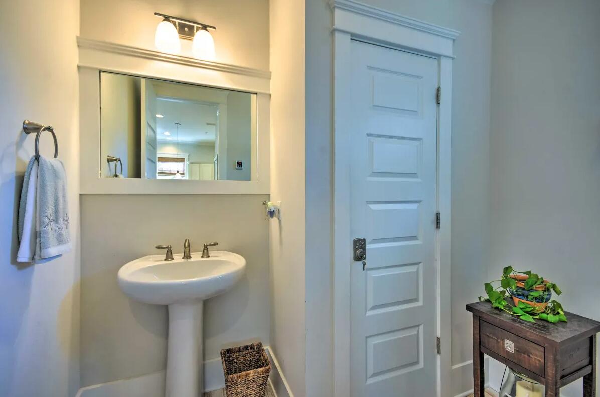 HIGHLAND PARKS - Residential
