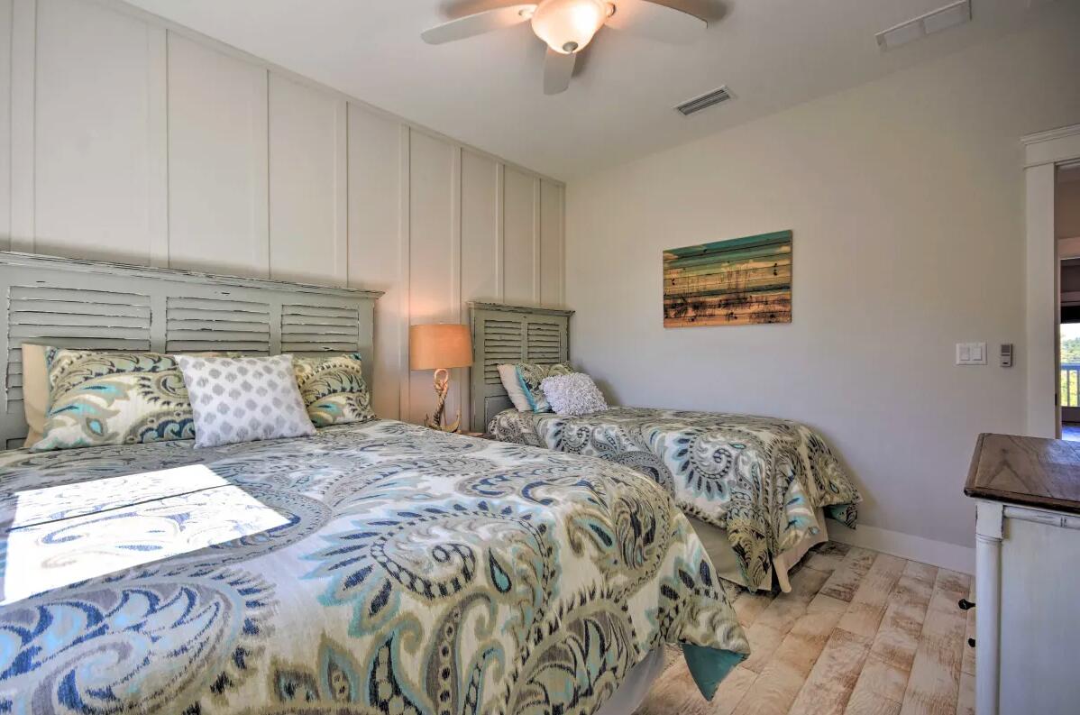 HIGHLAND PARKS - Residential