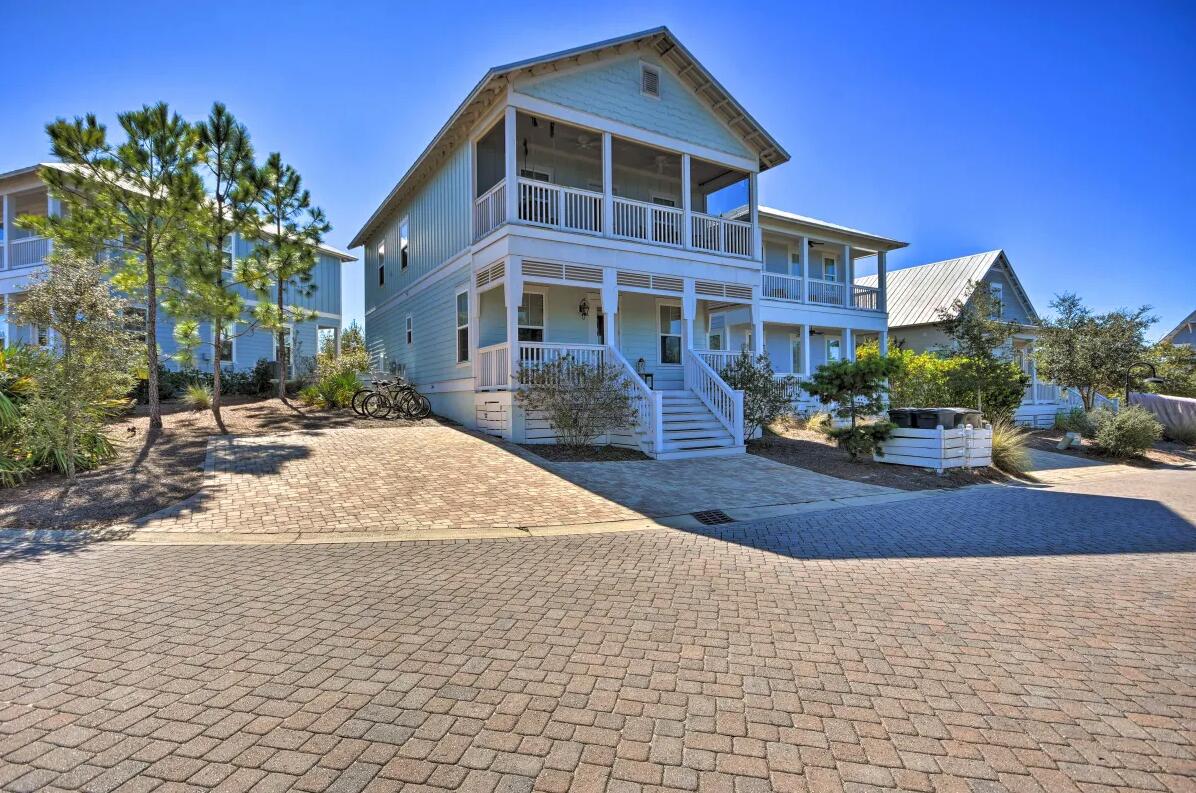 HIGHLAND PARKS - Residential