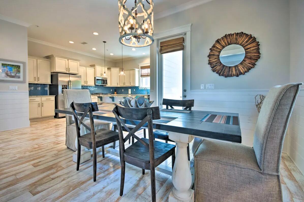 HIGHLAND PARKS - Residential
