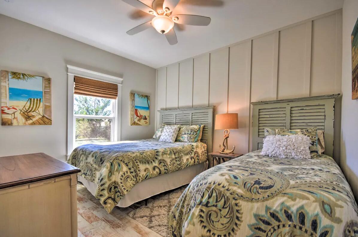 HIGHLAND PARKS - Residential