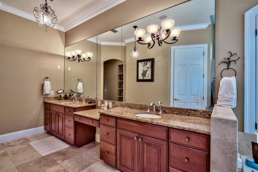 BURNT PINE - Residential