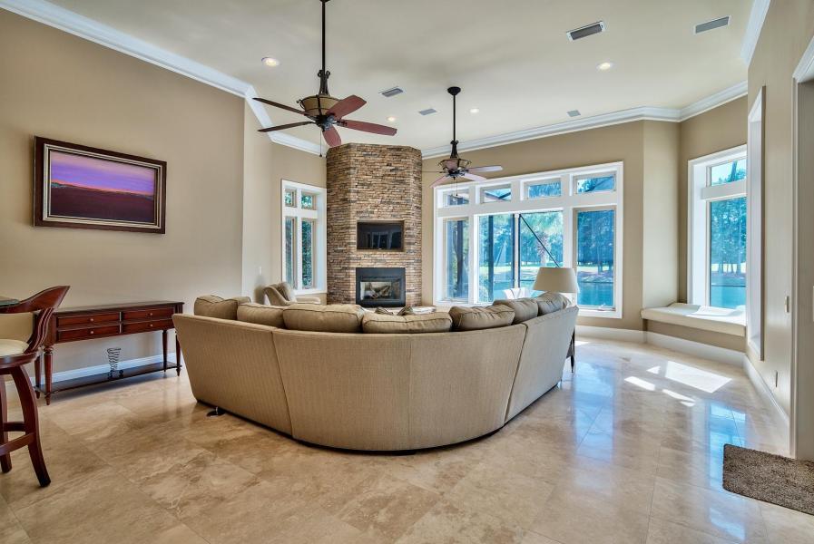 BURNT PINE - Residential