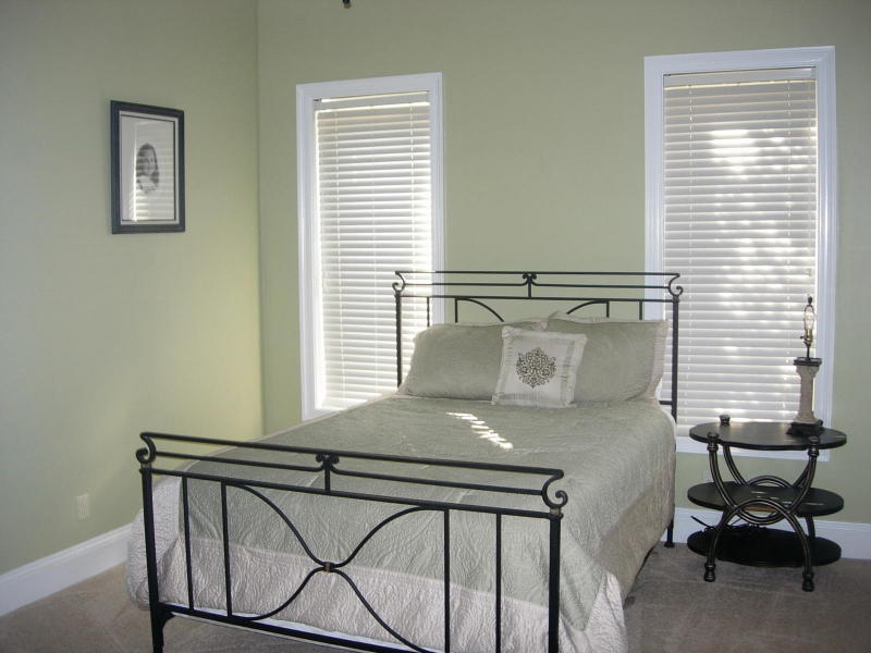 BURNT PINE - Residential