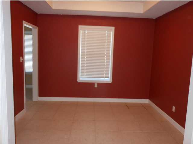 MARY ESTHER MANOR - Residential Lease