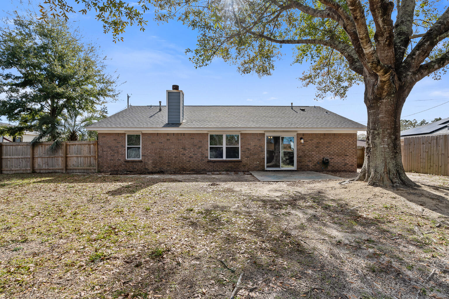 WOODRIDGE MANOR - Residential