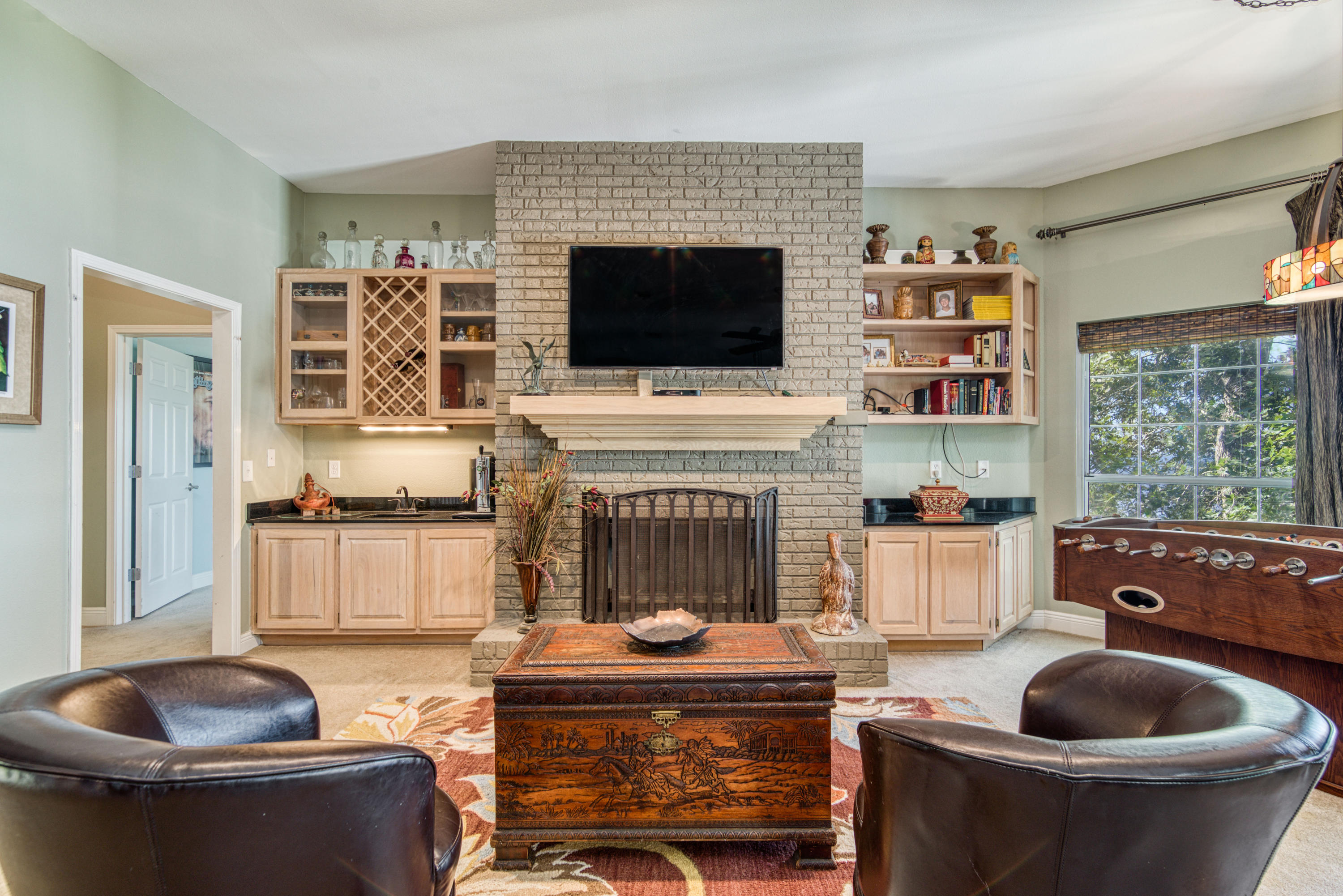 HICKORY SHORES - Residential