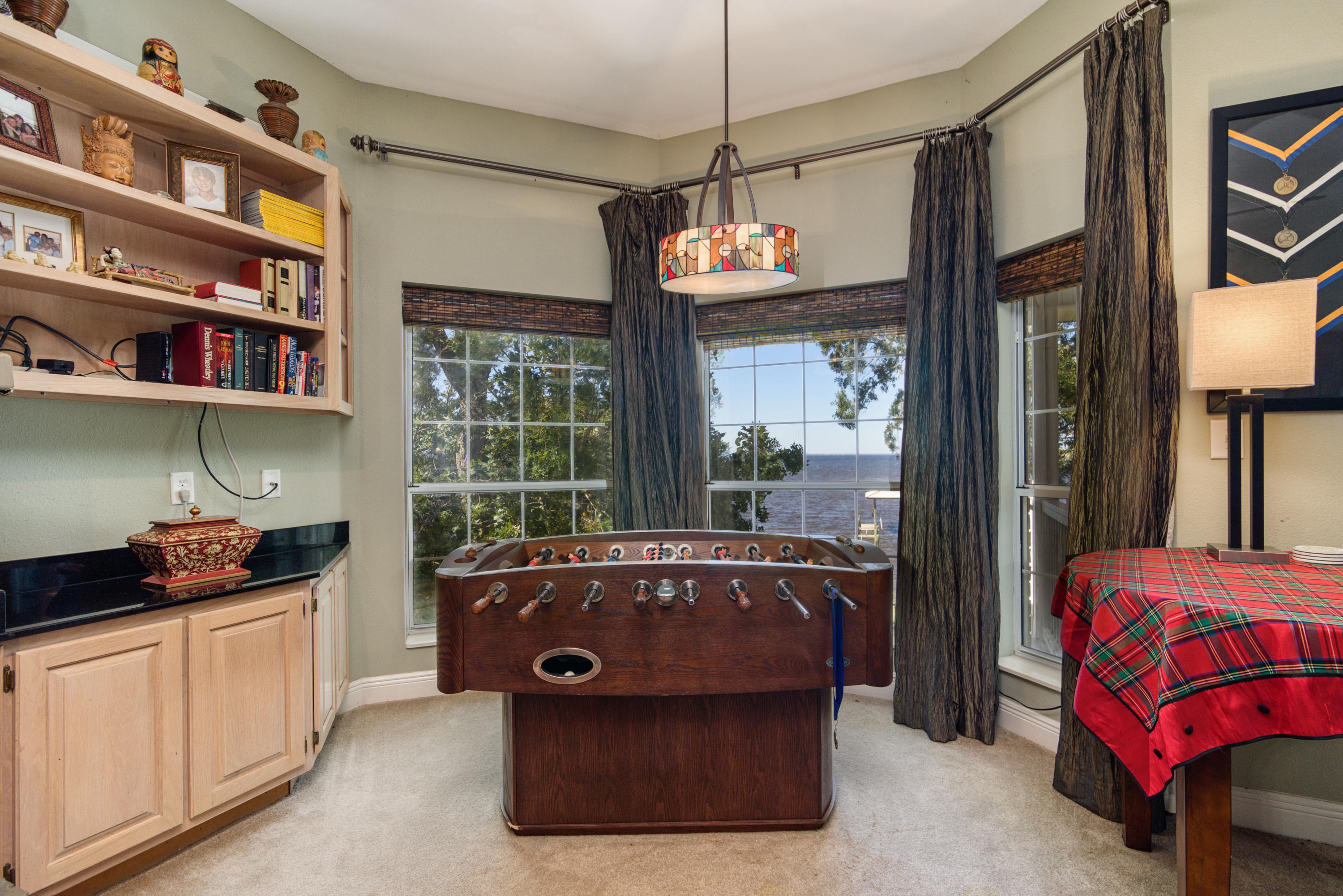 HICKORY SHORES - Residential
