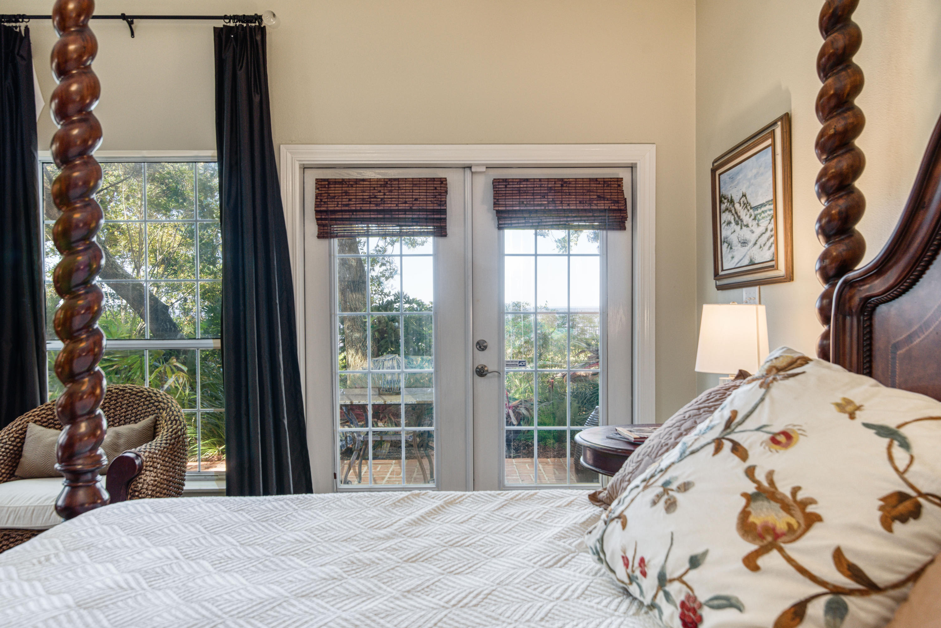 HICKORY SHORES - Residential