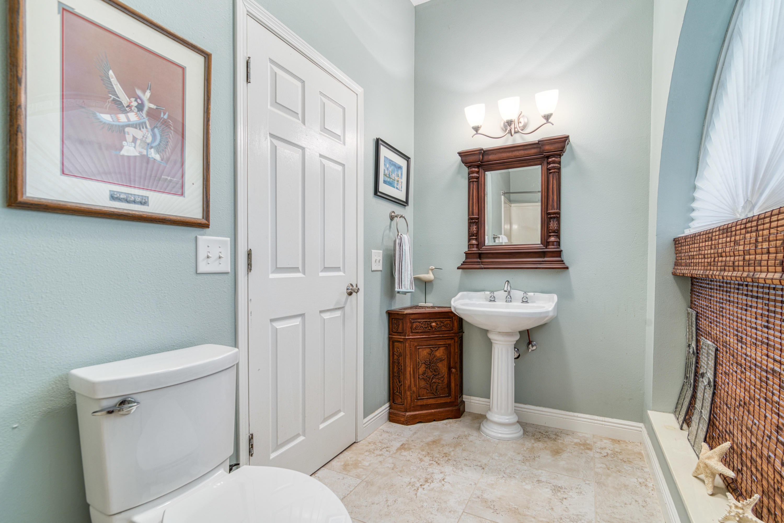HICKORY SHORES - Residential