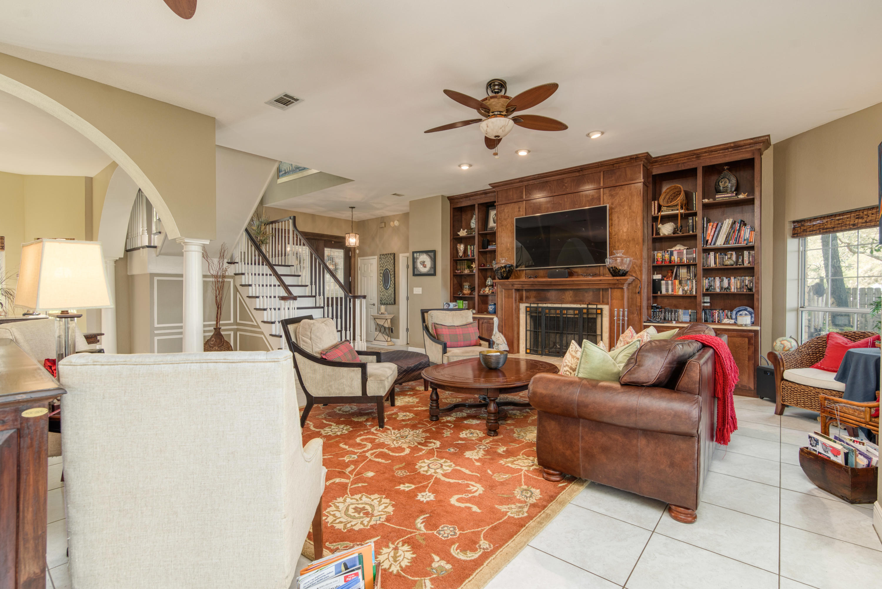 HICKORY SHORES - Residential