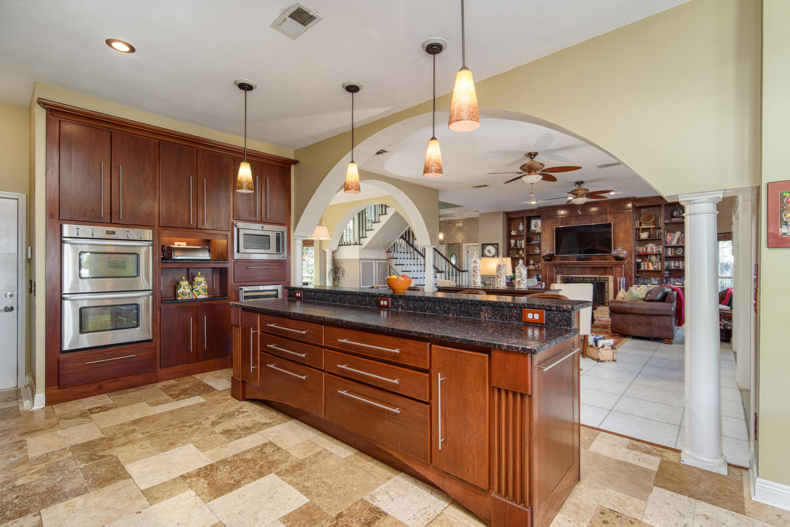 HICKORY SHORES - Residential