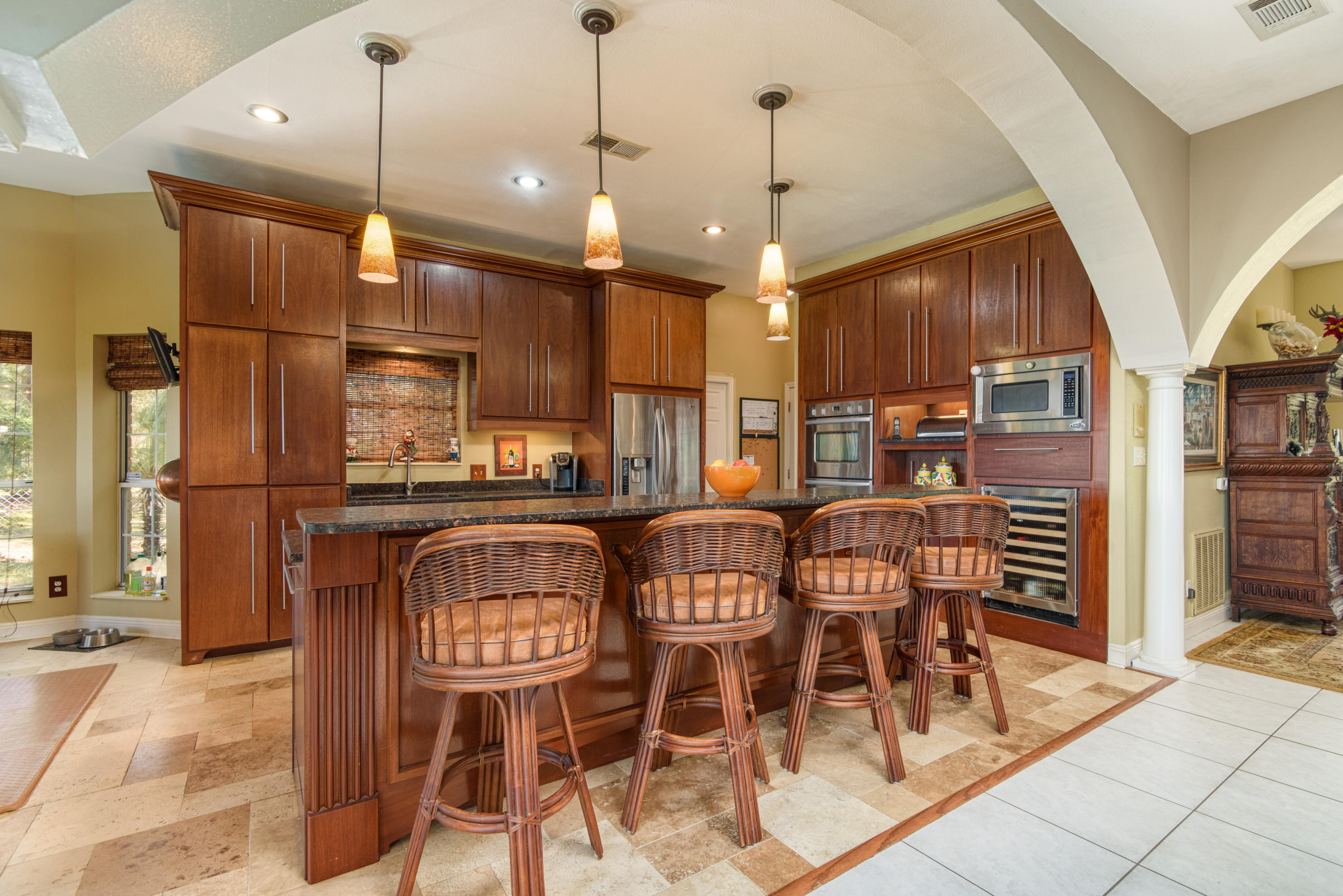 HICKORY SHORES - Residential